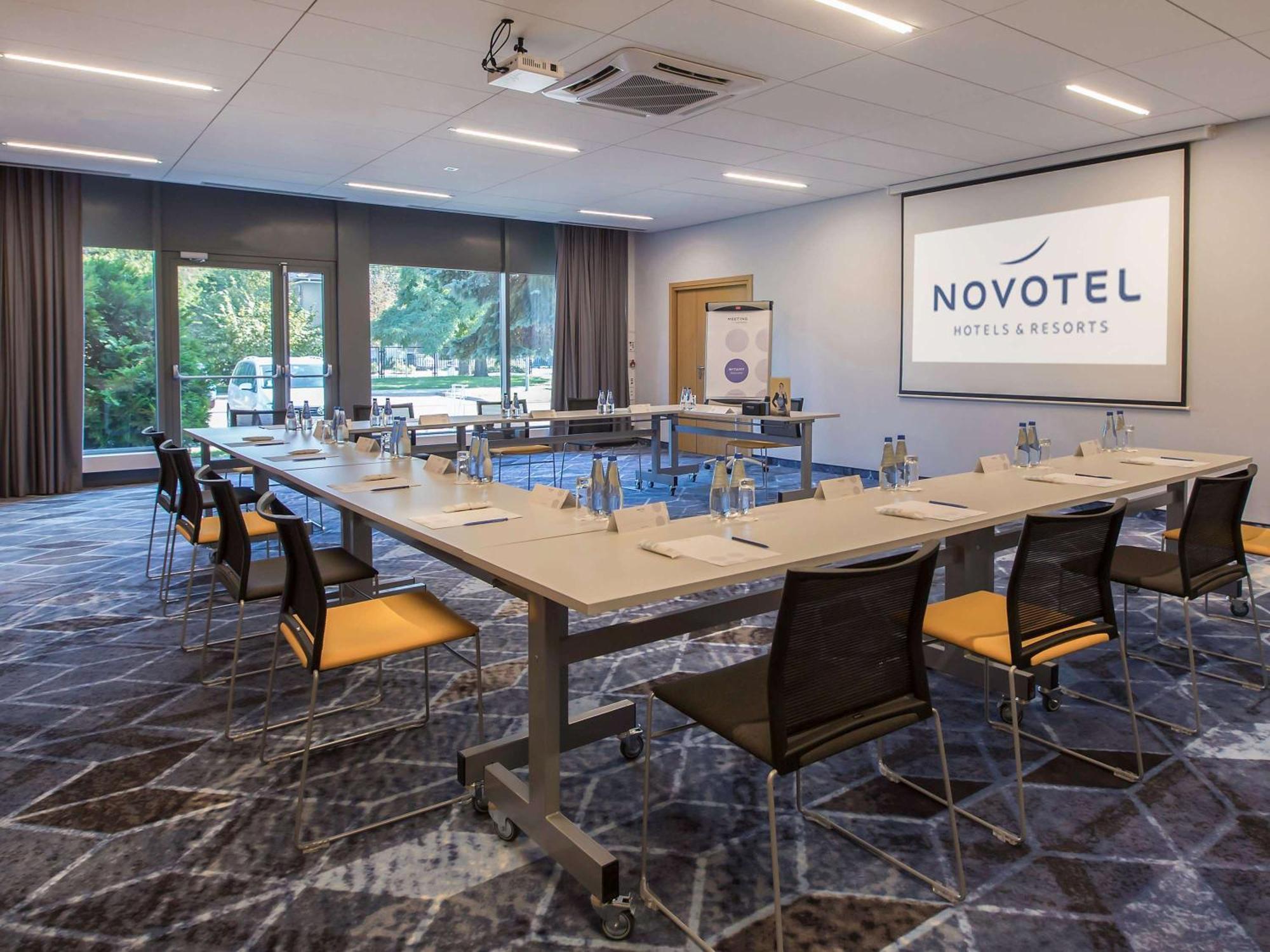 Novotel Wroclaw City Eksteriør bilde