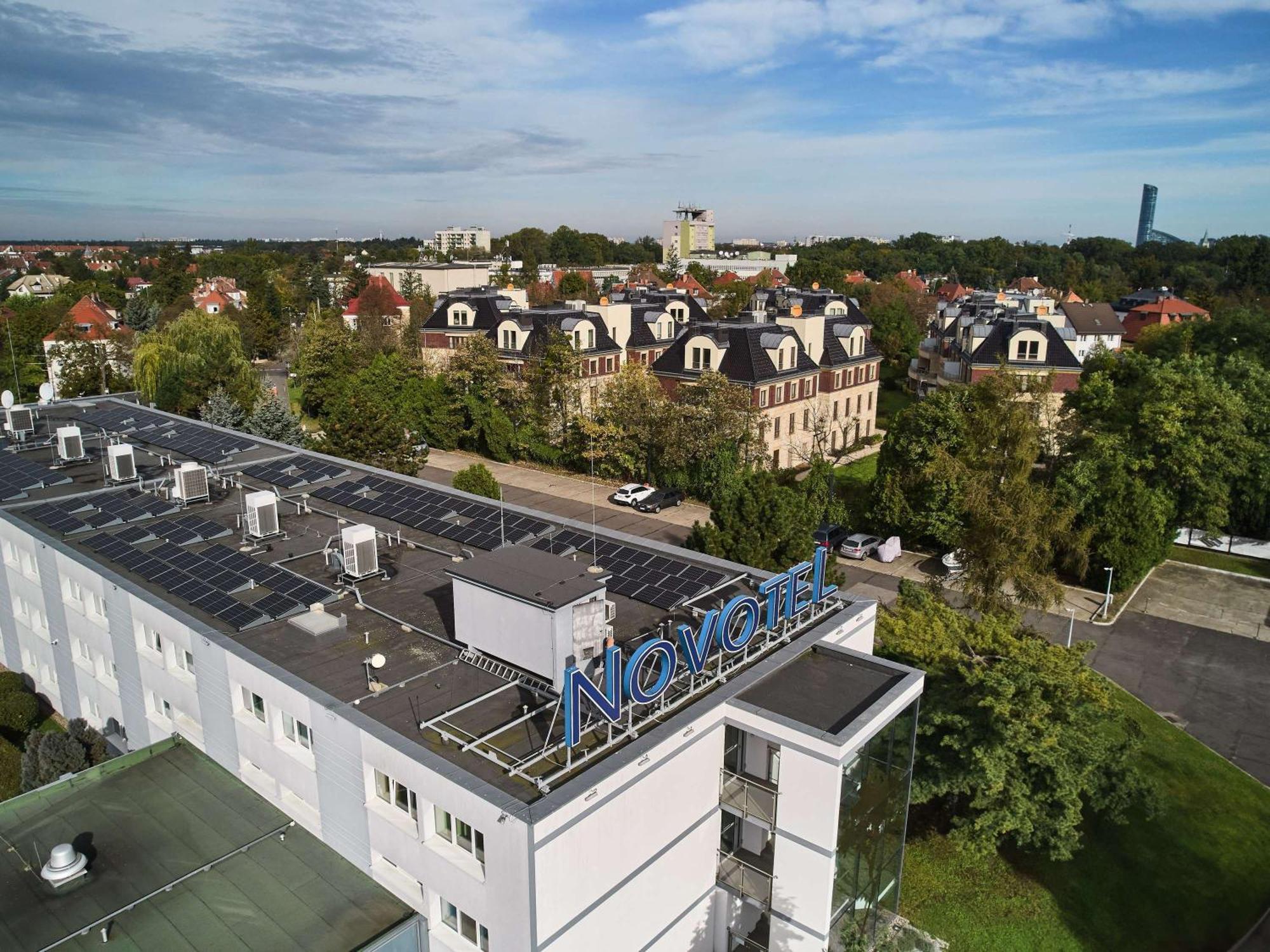 Novotel Wroclaw City Eksteriør bilde